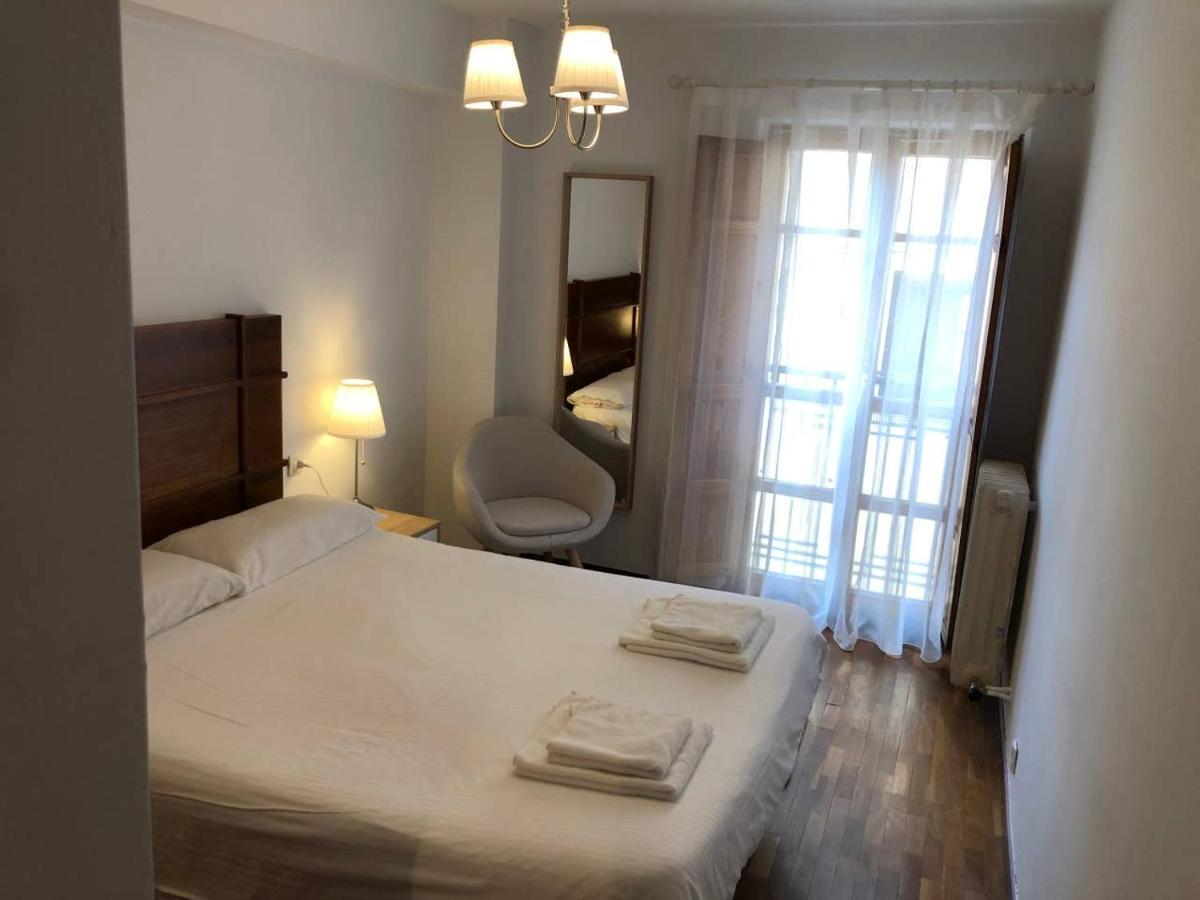 Апартаменти Apartamento Mulhacin Леон Екстер'єр фото