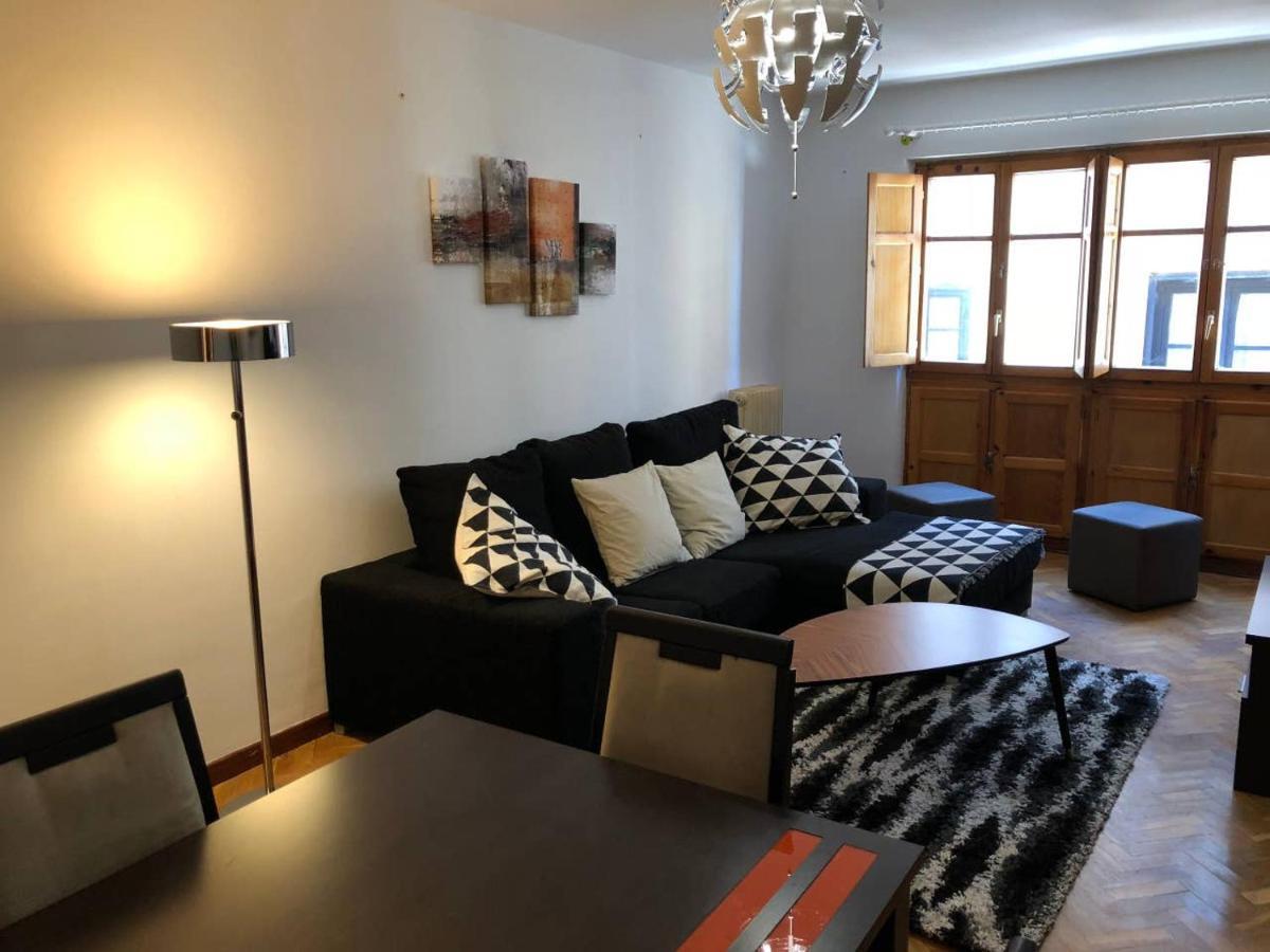 Апартаменти Apartamento Mulhacin Леон Екстер'єр фото